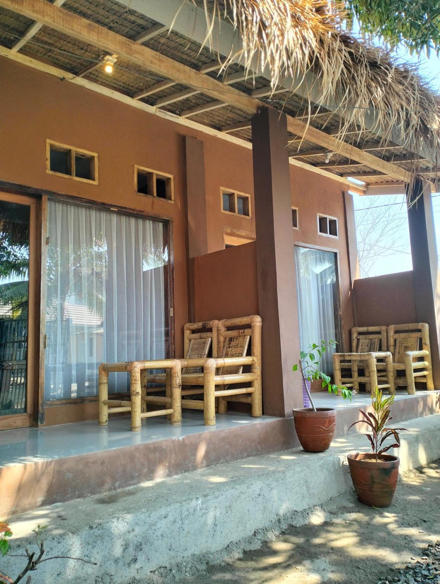 Fullmoon Homestay Kuta  Exterior foto