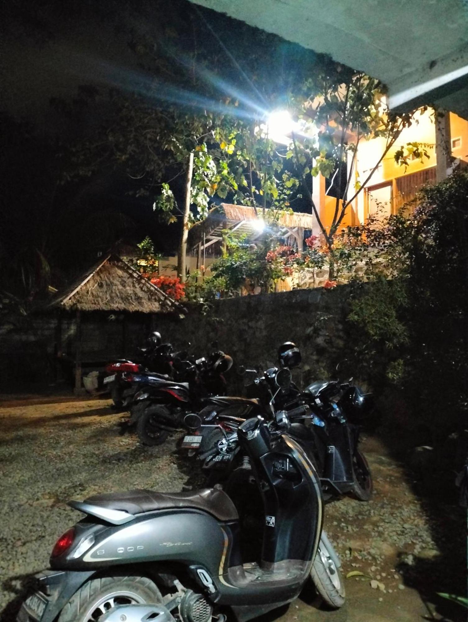 Fullmoon Homestay Kuta  Exterior foto